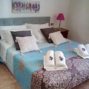 a-casa-mia-nel-corso.hotelitalianriviera.com/